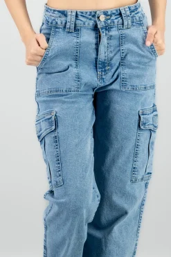 Jeans Cargo Bolsillos Laterales