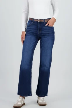 Jeans straight corte básico