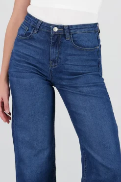 Jeans wide leg básico al corte