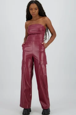Jumpsuit cargo efecto piel
