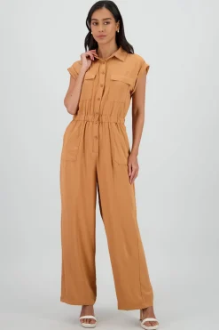 Jumpsuit manga corta con botones