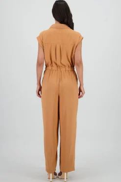 Jumpsuit manga corta con botones