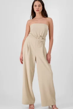 Jumpsuit strapless sastreado