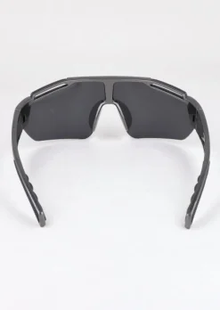 Lentes deportivos futuristas