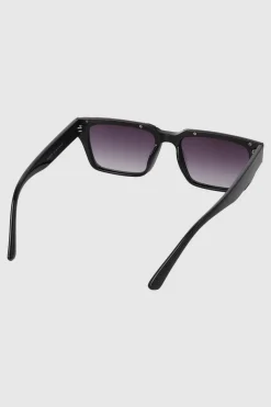 Lentes detalle metalico