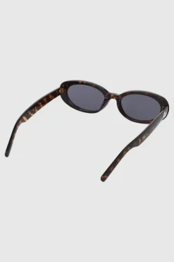 Lentes ovalados alargados