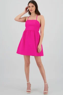 Mini vestido detalle amarre espalda