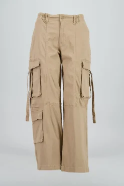 Pantalón cargo con jaretas