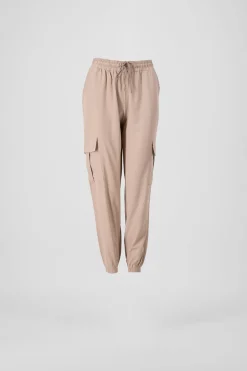 Pantalón Cargo Monocolor Bolsas