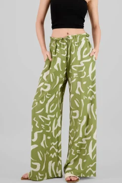 Pantalon amplio detalle resorte estampado