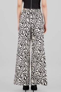 Pantalon amplio detalle resorte