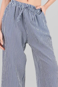 Pantalon amplio detalle resorte rayas