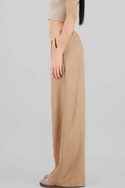 Pantalon amplio pinzas detalle bolsas