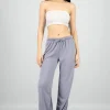 Pantalon flare suave liso