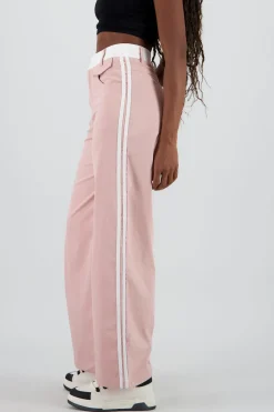 Pantalon fluido detalle contraste franja