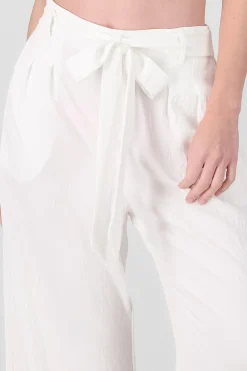 Pantalon recto cinturon textura