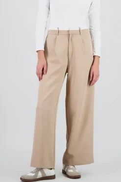 Pantalon recto detalle contraste