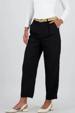 Pantalon recto liso presillas detalle cinturon