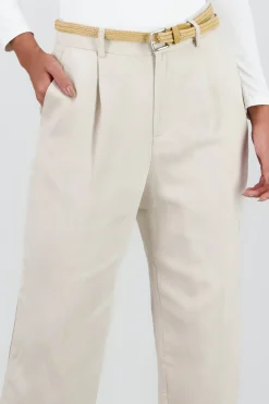 Pantalon recto liso presillas detalle cinturon