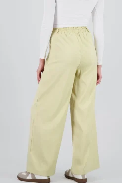 Pantalon sastreado detalle pinzas