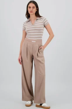 Pantalon wide leg detalle resorte