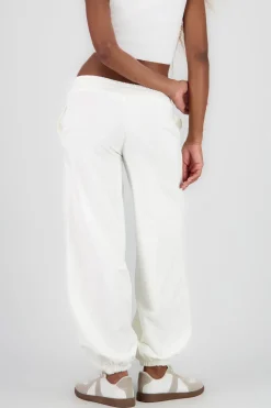 Pants amplios detalle costuras resorte