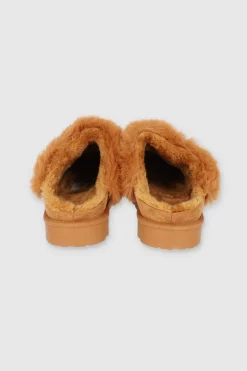 Pantufla zueco fluffy
