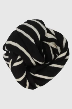 Pañuelo lineas asimetricas