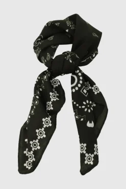 Pañuelo paisleys borde contraste