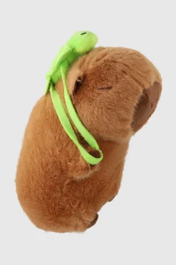 Pelucha capibara mochila tortuga