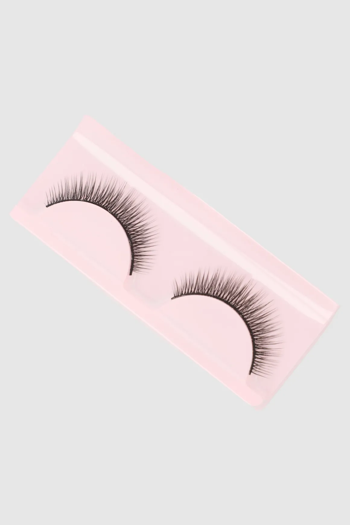 Pestañas postizas cortas volumen ligero