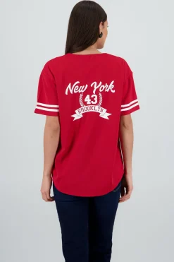 Playera jersey estampado contraste