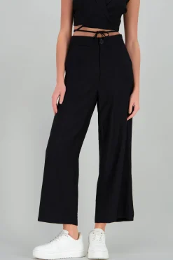 Pnatalon sastreado corto