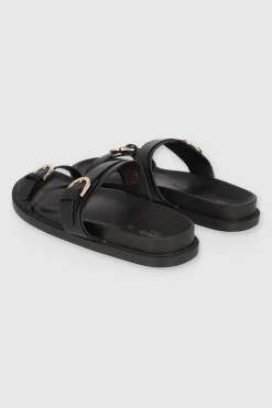 Sandalia dos tiras hebillas sencillas