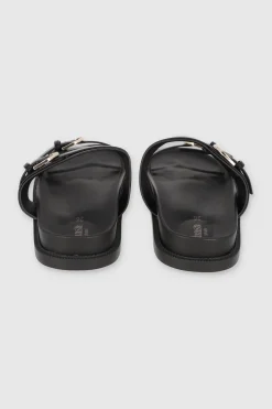 Sandalia dos tiras hebillas sencillas