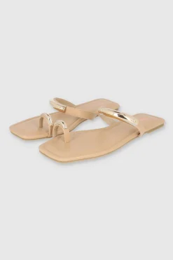 Sandalia mula detalle metal