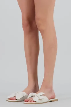 Sandalia mula flor lazo