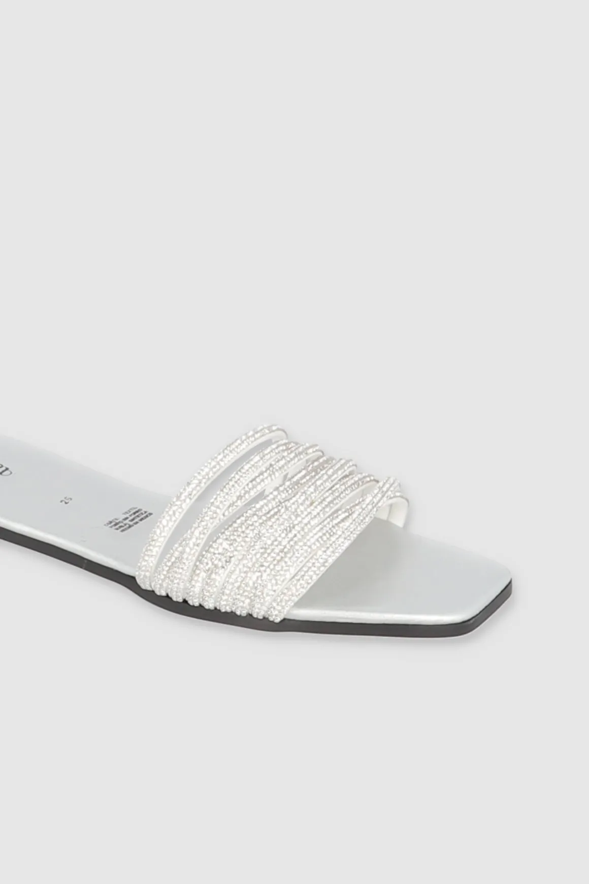 Sandalia pala tiras brillos