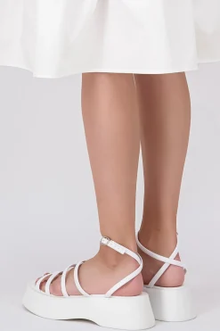 Sandalia Plataforma Multi Tiras