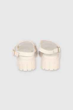 Sandalia Plataforma Suela Dentada Tiras Anchas