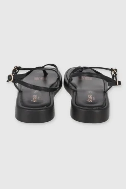 Sandalia plataforma tiras delgadas pata de gallo