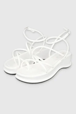 Sandalia suela chunky tiras