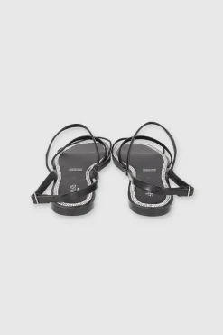 Sandalia tiras cerco brillos