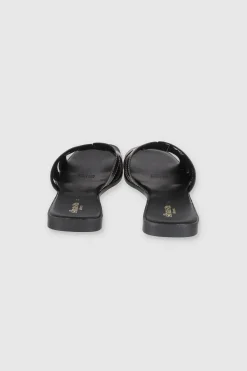 SANDALIA TIRAS GRUESAS