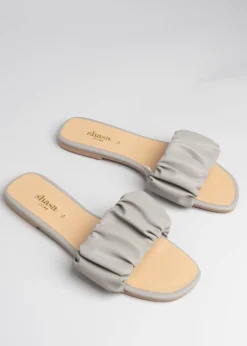 Sandalias pala tira rugosa