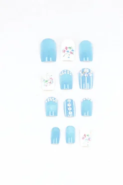 Set 12 uñas postizas flores brillo