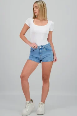 Short abertura en costados