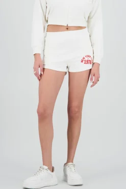 Short con bolsas new york