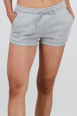 Short corto con afelpado adentro