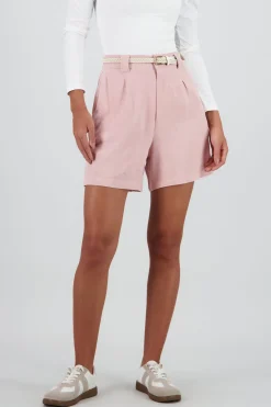 Short liso detalle presillas cinturon